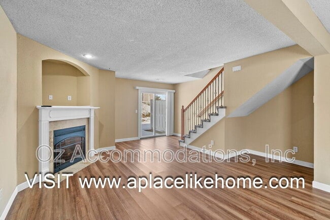 Building Photo - 807 SW Imperial Ln