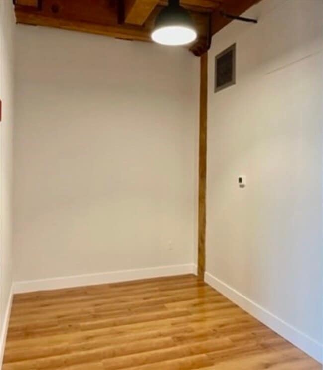 Building Photo - 49 Melcher St