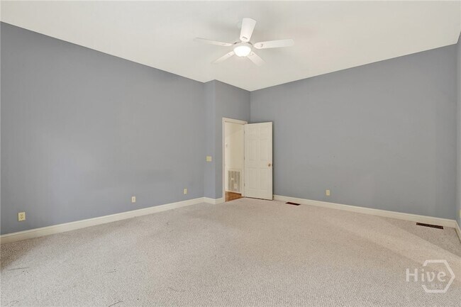 Building Photo - 2 Wakefield Pl