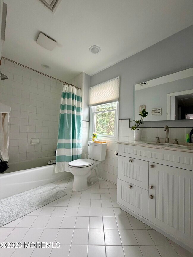 Building Photo - 41 Brookwillow Ave