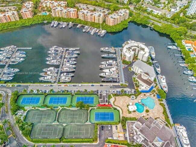 Building Photo - 19707 Turnberry Way