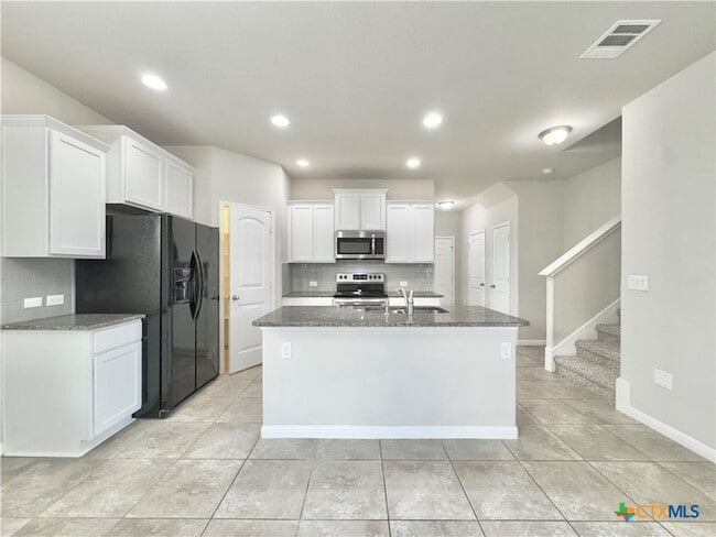 Building Photo - 308 Craters of the Moon Blvd