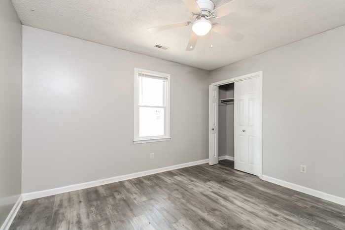 Building Photo - 112 Pointer Dr