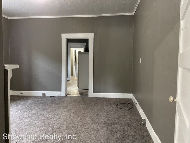 Building Photo - 1 br, 1 bath House - 2827 Waverly Ave. Unit A