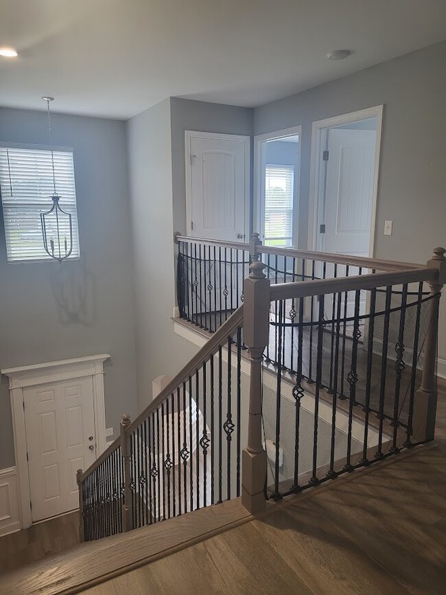 Building Photo - 281 Cypress Creek Dr NE