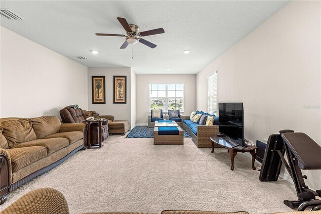 Building Photo - 8142 SW 59th Ave