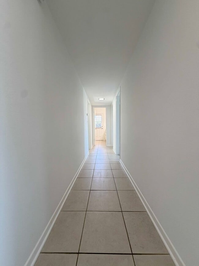 Building Photo - 20771 National Ln