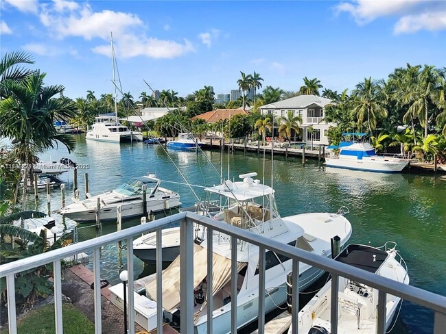 Primary Photo - 1777 SE 15th St