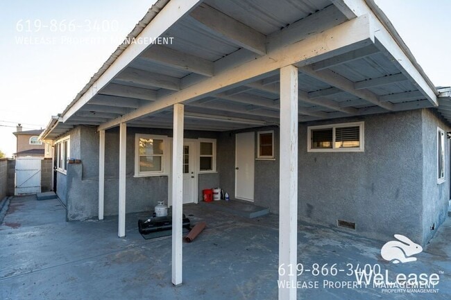Building Photo - 6050 Schuyler St