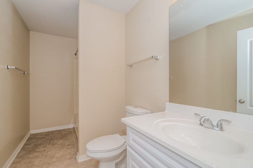 Building Photo - 12306 Bucks Harbor Dr S
