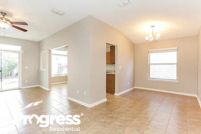 Building Photo - 888 Majestic Cypress Dr N
