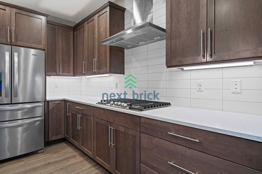 Building Photo - 5 BED & 2.5 BATH SINGLE FAMILY HOUSE FOR RENT