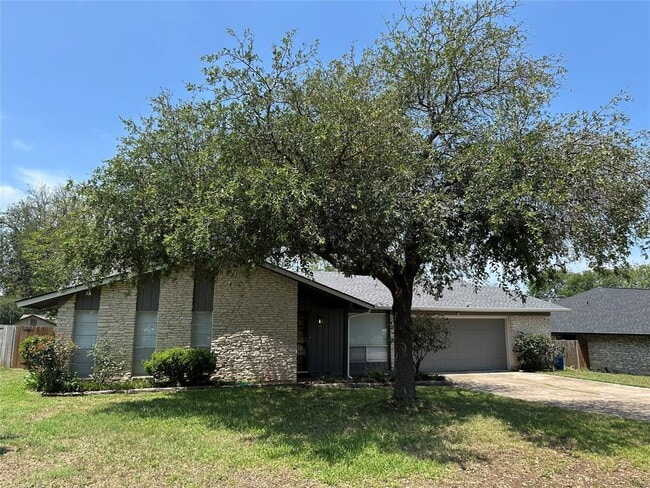 Building Photo - 5504 Chadwyck Dr