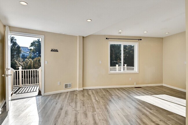 Building Photo - Millbrae 2BR / 2BA Apartment with Private Entrance, Huge Patio & Parking – Near BART, Caltrain & SFO