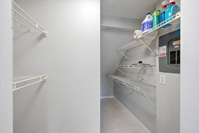 Building Photo - 2810 62nd Ave N