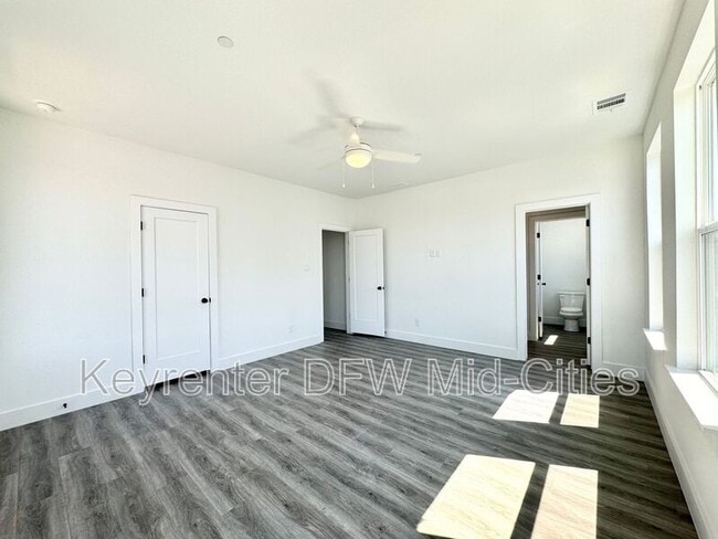 Building Photo - 7302 Uloho Wy