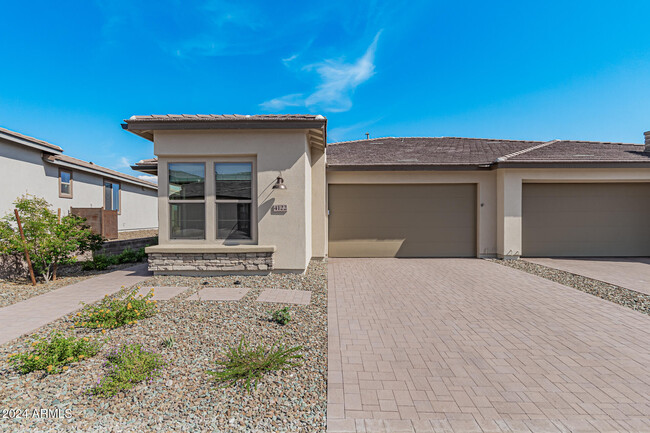 Building Photo - 4122 Desert Moon Dr