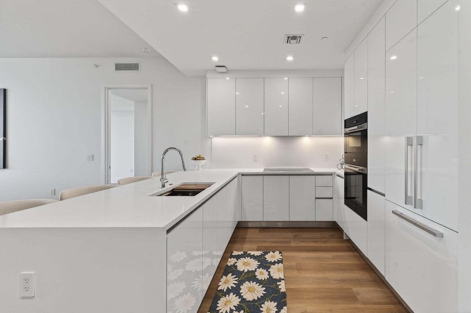 Miele Appliance Package - 220 Lake Shore Dr
