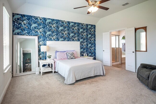 Building Photo - 1202 Alderwood Dr