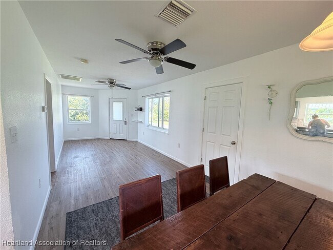 Building Photo - 12612 US-98