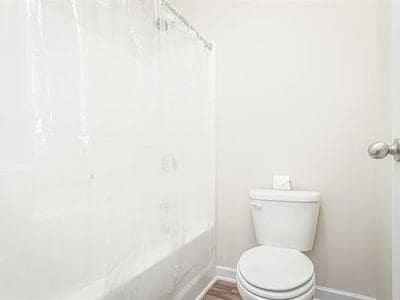 Building Photo - 145 Townview Dr