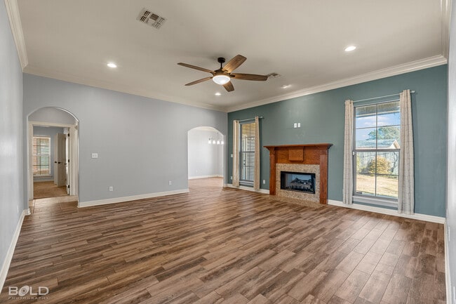 Building Photo - 4402 Ellis Ct