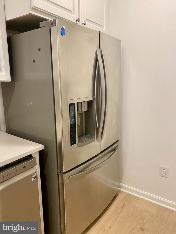 Building Photo - 7806 Birnam Wood Dr