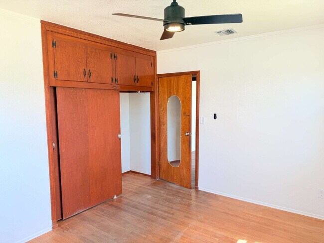 Building Photo - Beautifully Remodeled 4 Bed / 2.5 Bath Home for Rent – National City (ADA Friendly)