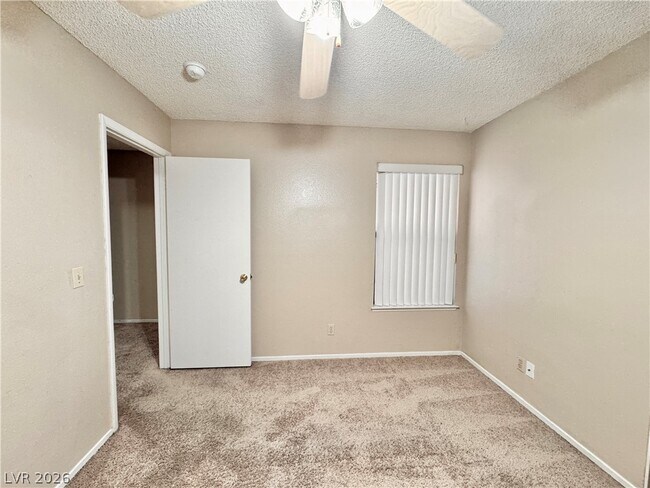 Building Photo - 304 Crosswind Way