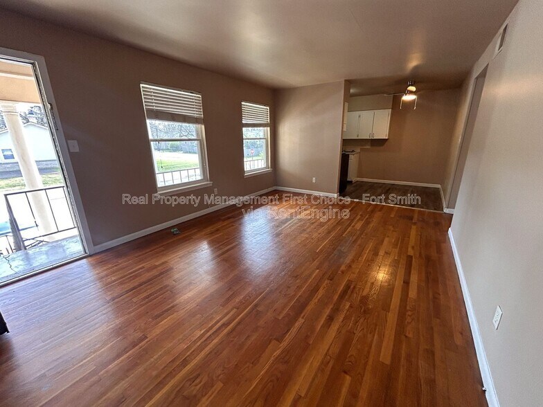 Building Photo - 2301 S V St