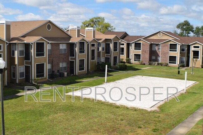 Building Photo - 5501 Rosebriar Way