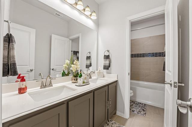 Building Photo - 441 Green Terrace Ct