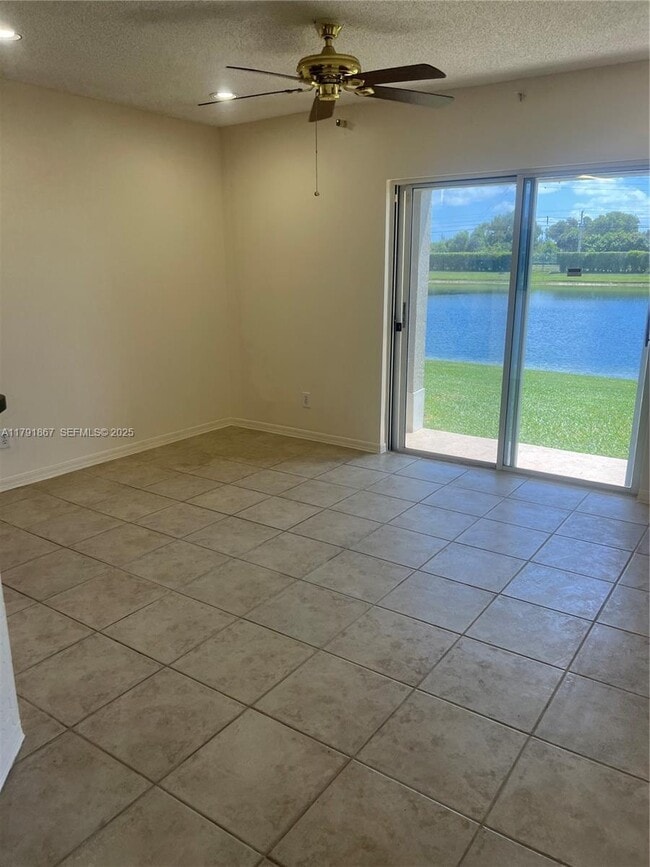 Building Photo - 5357 SW 125th Ave