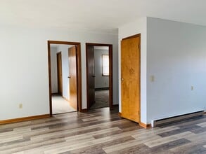 Building Photo - 392 Autumnwood Dr