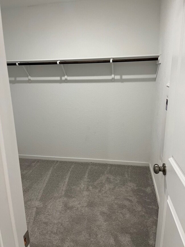 Building Photo - 1209 Moraine Pl