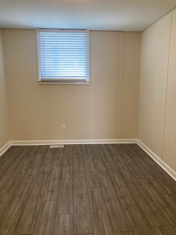 Building Photo - 904 Afton St