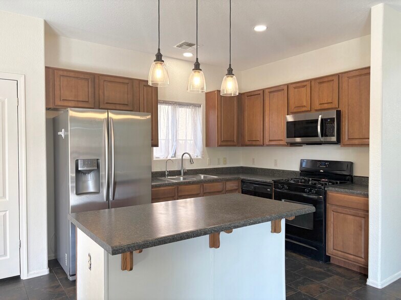 Building Photo - 8392 S Egyptian Dr