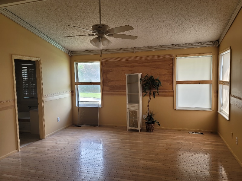 Building Photo - 1163 Colby Dr
