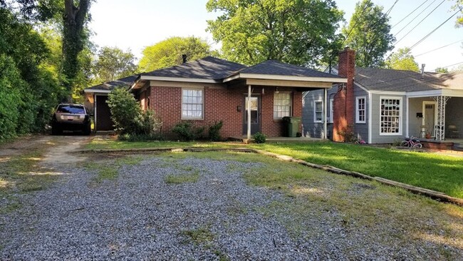 Building Photo - Duplex