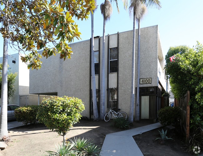 Primary Photo - 4100 Inglewood Blvd