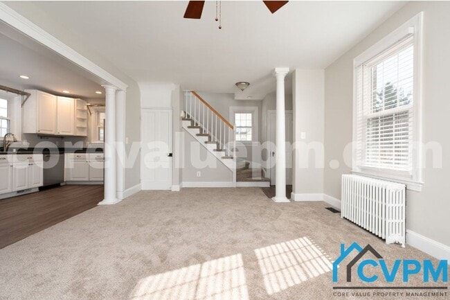 Building Photo - 16 2nd Ave S