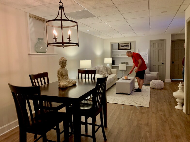 Building Photo - 1330 Land O Lakes Dr