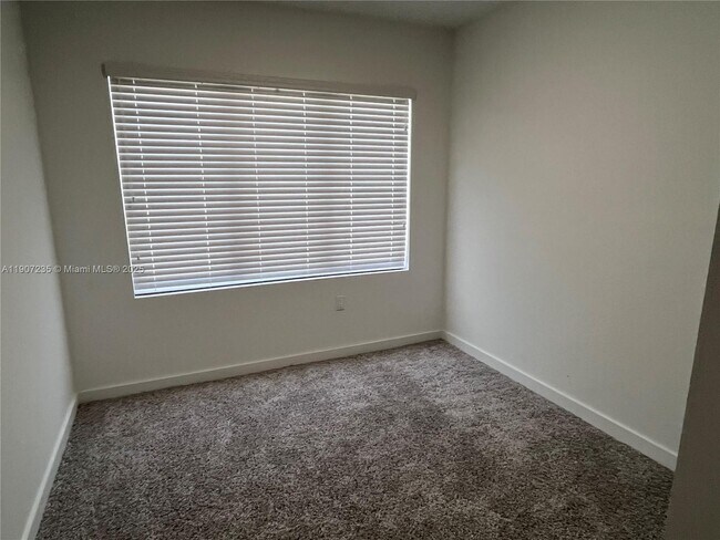 Building Photo - 14559 SW 261 St Ter