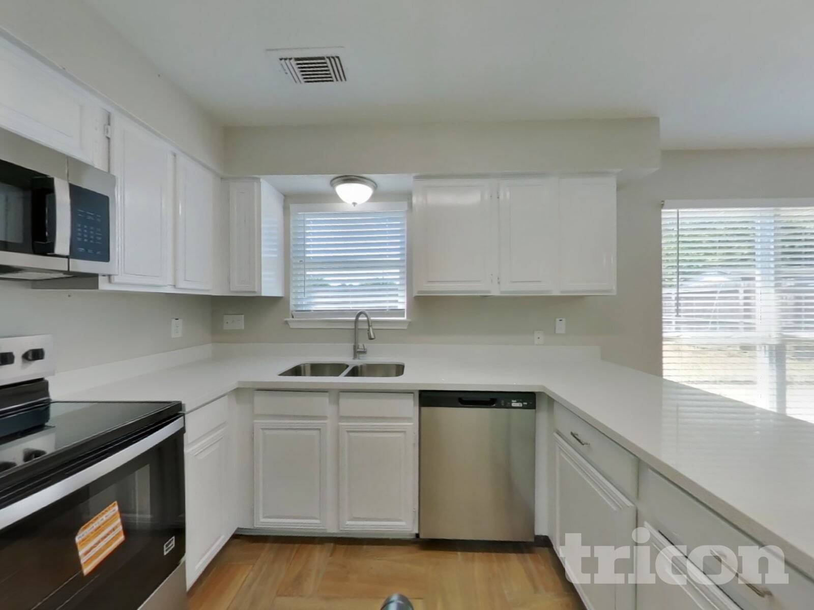 Building Photo - 13603 Lynnville Dr