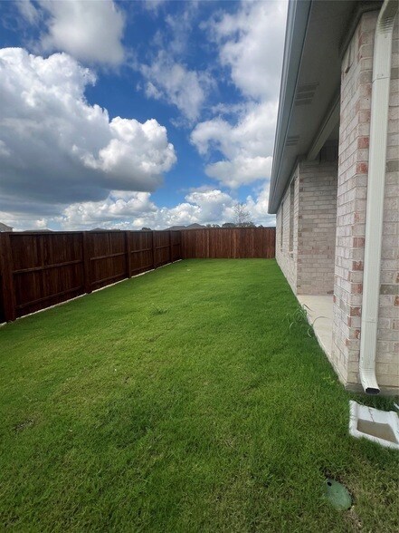 Building Photo - 4100 Malachite Dr