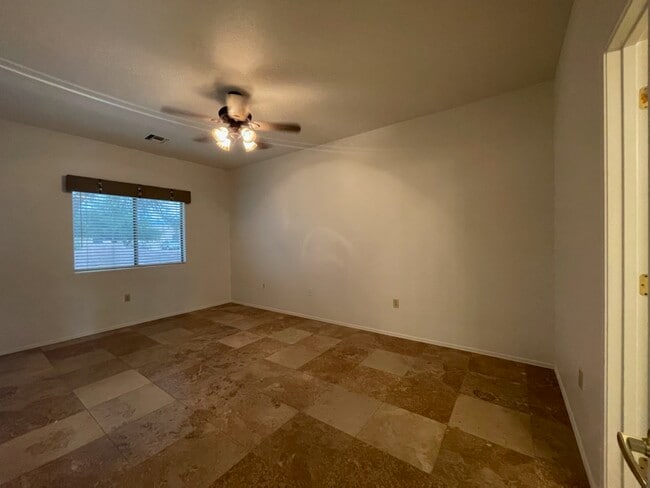 Building Photo - 3633 S Paseo de Los Nardos