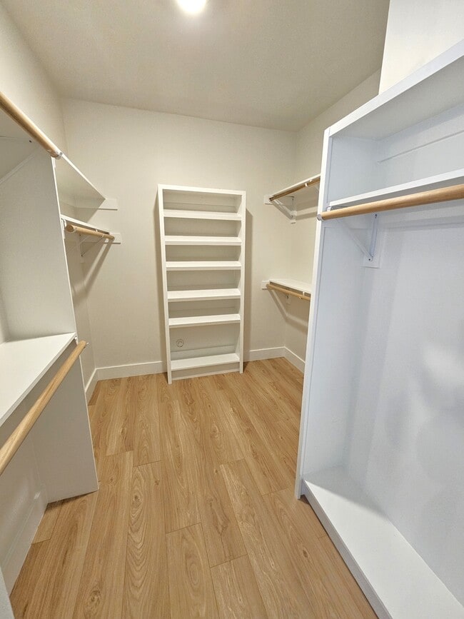 Building Photo - 3400 Pennington Rd