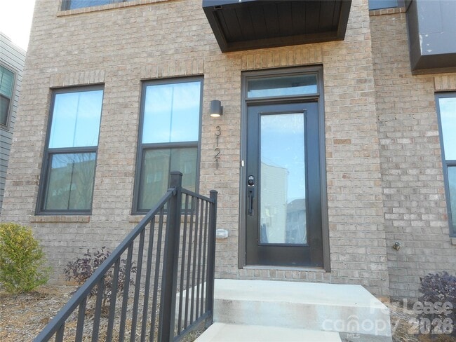 Building Photo - 3121 Coquina Ln