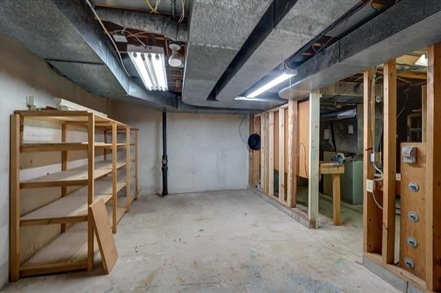 Building Photo - 6317 Masthead Dr