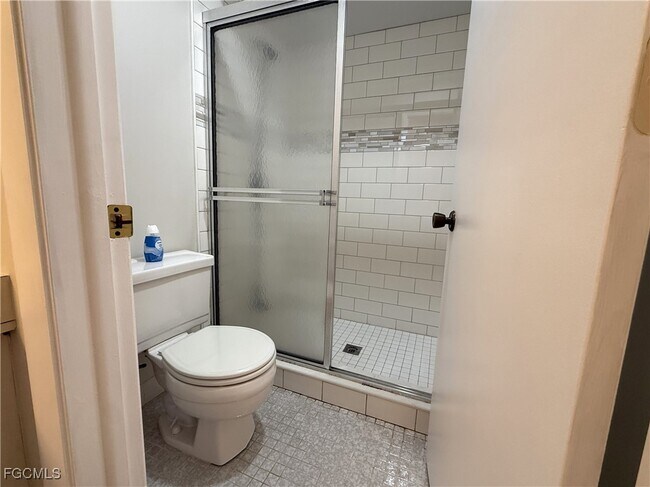 Building Photo - 131 SW 47th Terrace